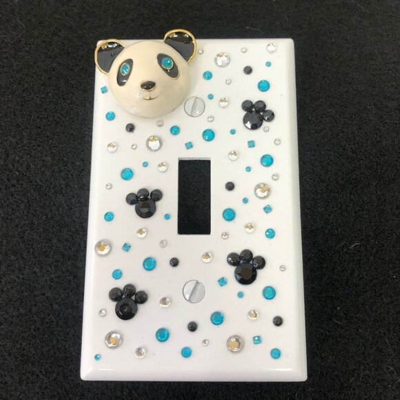 💕2/$25💕 Panda Light Switch Plate Cover Handcrafted - Picture 1 of 1